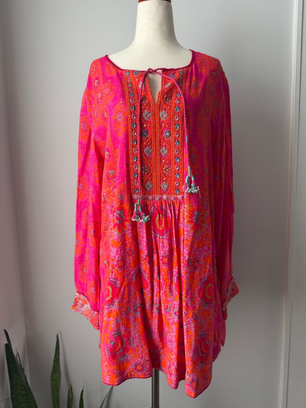 Soft Surroundings Hot Pink & Orange Embroidered Tunic Large Floral Boho Feminine